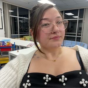 Meet your Posher, Mackenzie